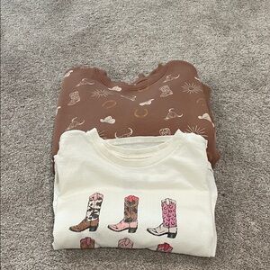 Sweatshirt & tee bundle